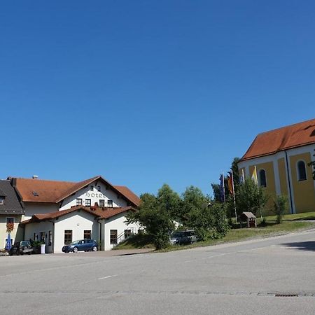 Hotel Lindenhof Hetzenbach à Zell Extérieur photo